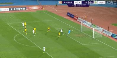粉嫩白丝jk被啪国产在线